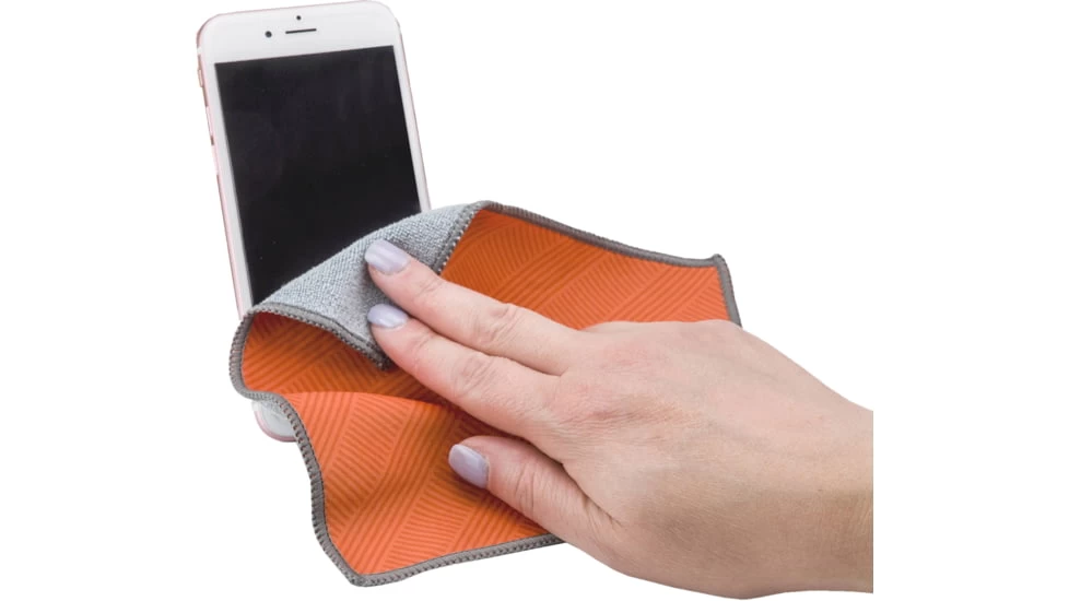 Carson Two Sided Microfiber Cloth - Image 10