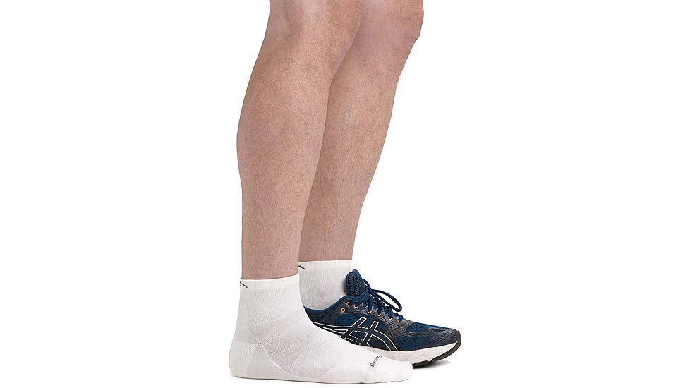 Darn Tough Run Quarter Ultra-Lightweight Running Socks - Men's - Image 7