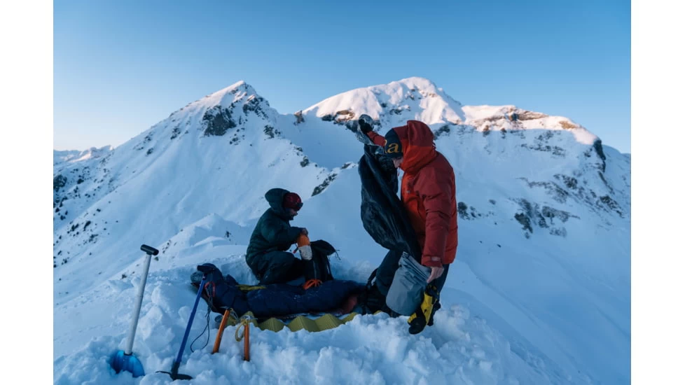 Rab Mythic Ultra 180 Sleeping Bag - Image 3