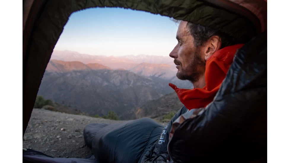 Rab Mythic Ultra 180 Sleeping Bag - Image 2